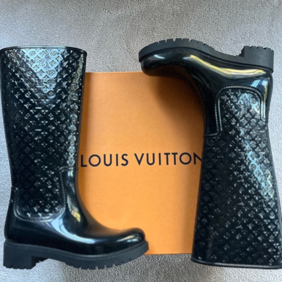 Louis Vuitton Rubber Boots, 38, Black Monogram - Picture 9 of 14